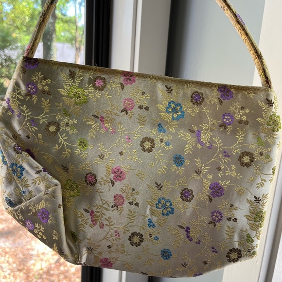 Neiman Marcus small silk bag - Picture 3 of 3